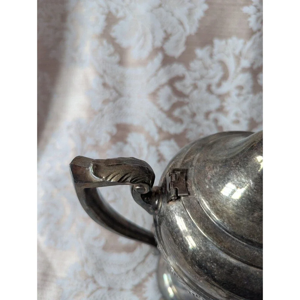 Wm. Rogers & Son Silver Tone Coffee tea Pot Kettle Vintage